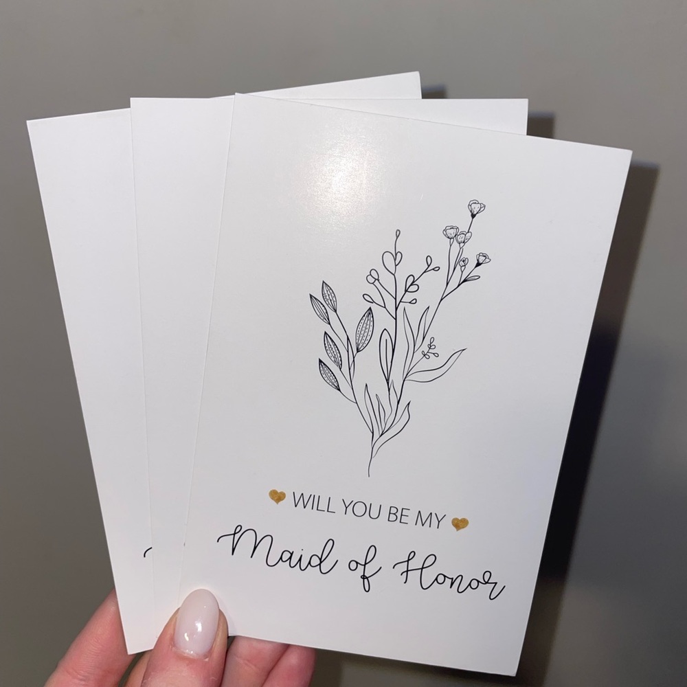 Elegant Gold and Black Maid of Honor Card x3